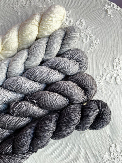 Urth Yarns 16 Fingering