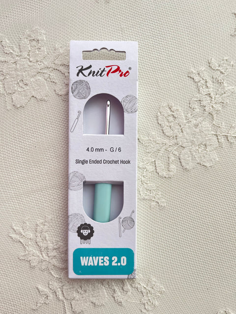 KnitPro Waves 2.0 crochet hook softgrip