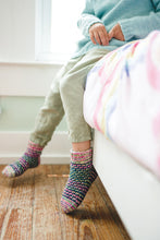 Mini Pom: Happy Knits for Little Kids
