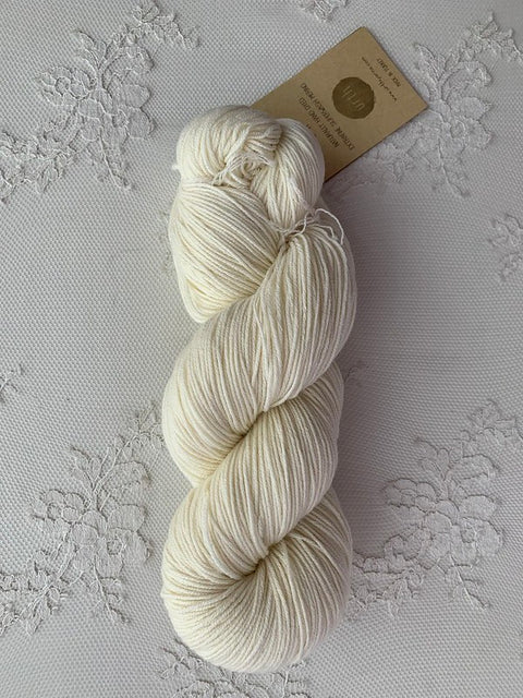Urth Yarns Harvest Fingering